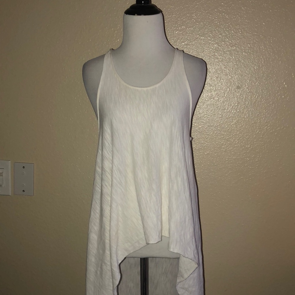 Dramatic High-Low Hem Tank Top